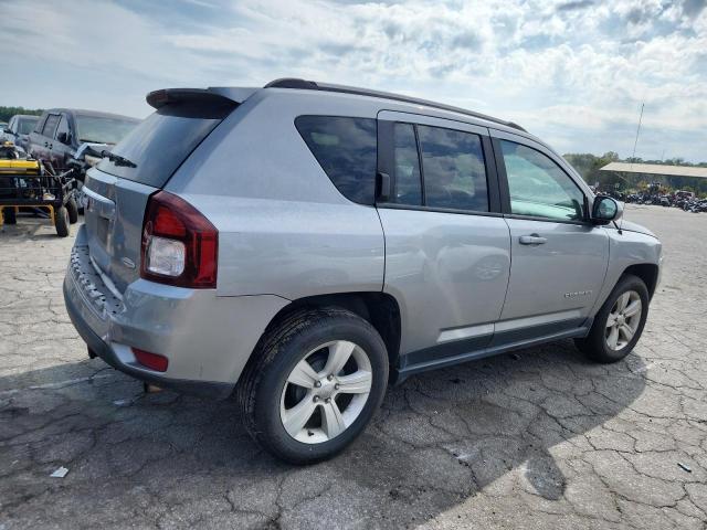 Photo 3 from auction – 2016 JEEP COMPASS LATITUDE with VIN 1C4NJCEA0GD614975