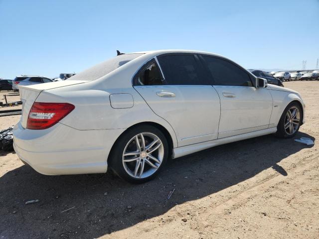 Photo 3 from auction – 2012 MERCEDES-BENZ C 250 with VIN WDDGF4HB1CA644038