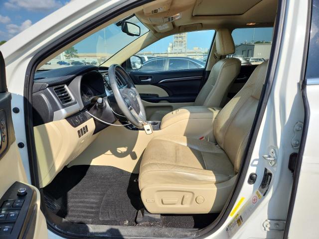 Photo 7 from auction – 2016 TOYOTA HIGHLANDER with VIN 5TDYKRFH5GS168822