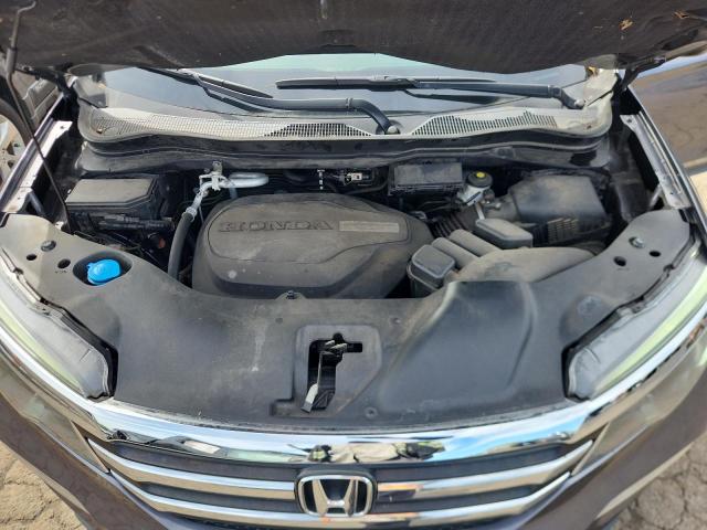 Photo 12 from auction – 2017 HONDA PILOT EXL with VIN 5FNYF6H52HB042820