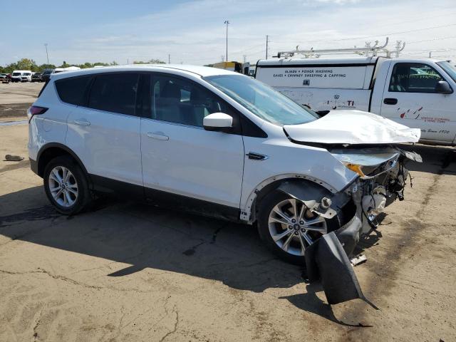 Photo 4 from auction – 2017 FORD ESCAPE SE with VIN 1FMCU0GD0HUE77330