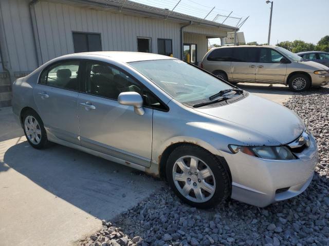 Photo 4 from auction – 2009 HONDA CIVIC with VIN 19XFA16599E024995