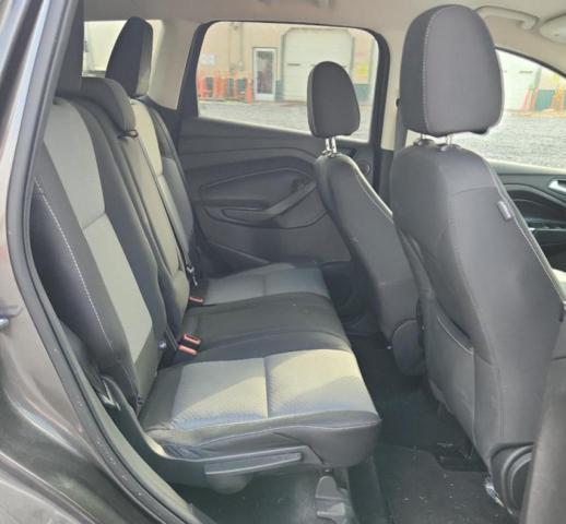 Photo 10 from auction – 2017 FORD ESCAPE SE with VIN 1FMCU9GD1HUD46475