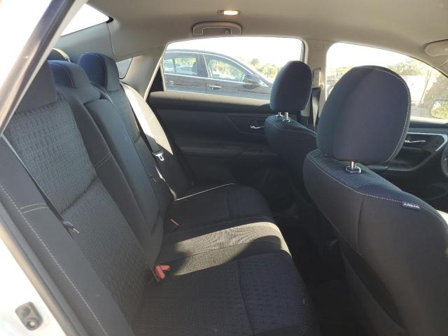 Photo 10 from auction – 2016 NISSAN ALTIMA 2.5 with VIN 1N4AL3AP1GC262083