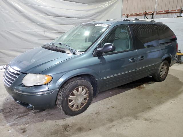 CHRYSLER TOWN & COU 2005 with VIN 2C8GP64L15R193031 - Photo from auction