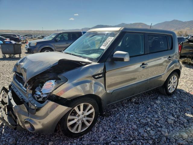 KIA SOUL 2013 with VIN KNDJT2A52D7586327 - Photo from auction