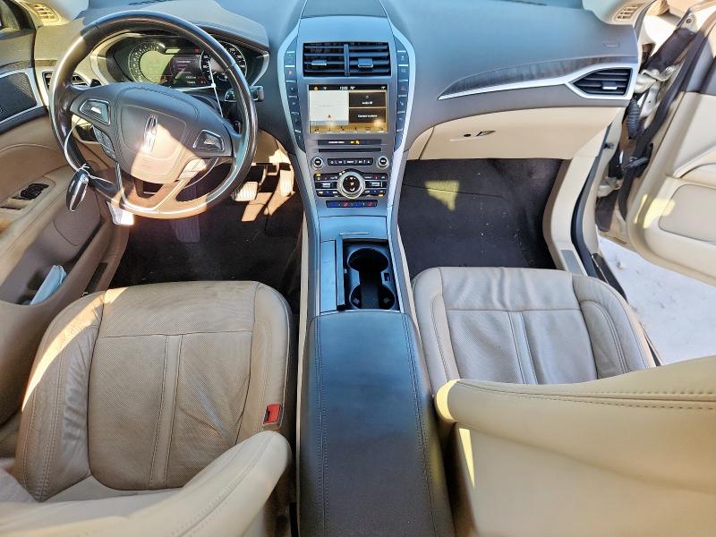 Photo 8 from auction – 2017 LINCOLN MKZ RESERV with VIN 3LN6L5E98HR600889