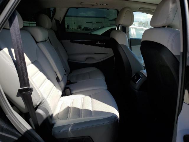 Photo 11 from auction – 2016 KIA SORENTO SX with VIN 5XYPK4A52GG003089