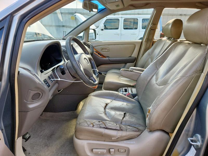 Photo 7 from auction – 2000 LEXUS RX 300 with VIN JT6GF10U5Y0073549