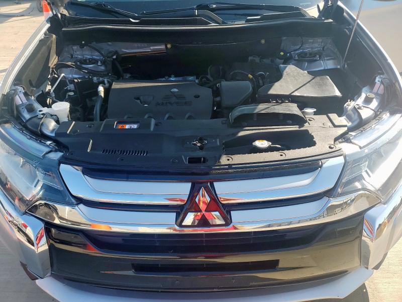 Photo 12 from auction – 2017 MITSUBISHI OUTLANDER with VIN JA4AD3A38HZ008173