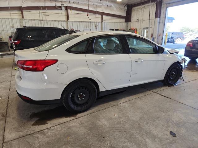 Photo 3 from auction – 2016 FORD FOCUS SE with VIN 1FADP3F28GL264637