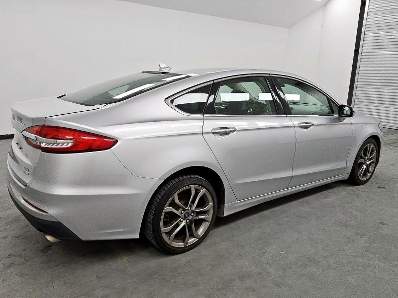 Photo 3 from auction – 2019 FORD FUSION SEL with VIN 3FA6P0CD3KR269364