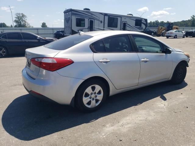 Photo 3 from auction – 2016 KIA FORTE LX with VIN KNAFK4A6XG5619102