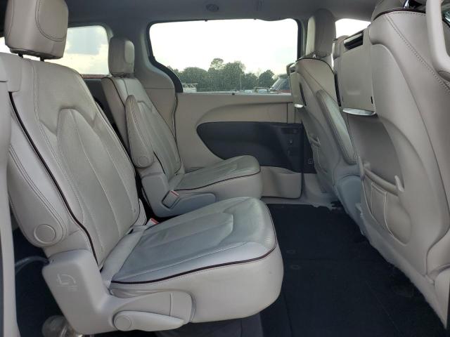 Photo 11 from auction – 2017 CHRYSLER PACIFICA L with VIN 2C4RC1GG3HR607924