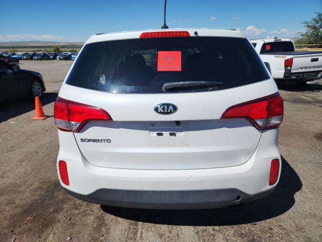 Photo 6 from auction – 2015 KIA SORENTO LX with VIN 5XYKT3A67FG629598