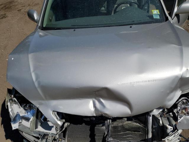 Photo 11 from auction – 2004 TOYOTA CAMRY LE with VIN 4T1BF30K14U579715