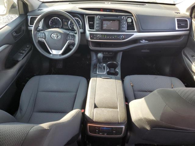 Photo 8 from auction – 2018 TOYOTA HIGHLANDER with VIN 5TDBZRFH3JS487175