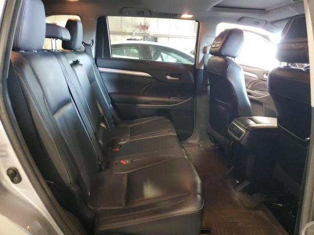 Photo 11 from auction – 2015 TOYOTA HIGHLANDER with VIN 5TDJKRFH0FS115588