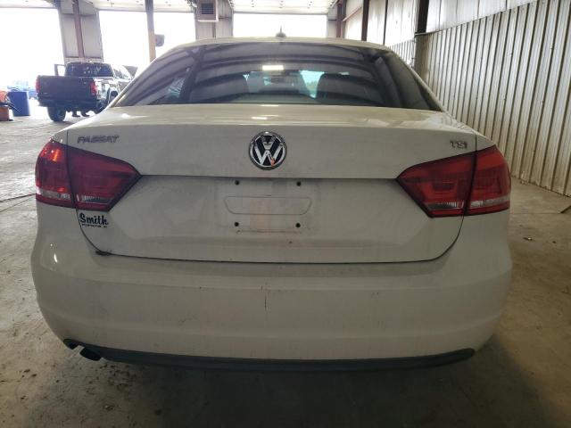 Photo 6 from auction – 2014 VOLKSWAGEN PASSAT S with VIN 1VWAT7A3XEC038092