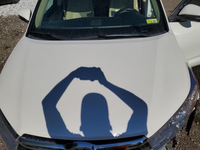 Photo 12 from auction – 2015 TOYOTA HIGHLANDER with VIN 5TDDKRFHXFS205683