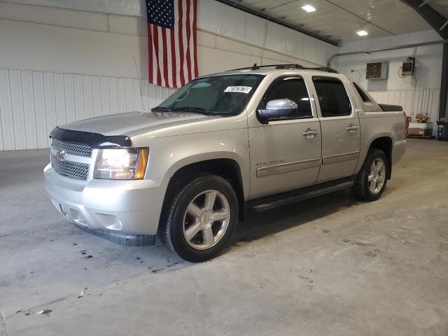 CHEVROLET AVALANCHE 2011 with VIN 3GNMCEE03BG111100 - Photo from auction