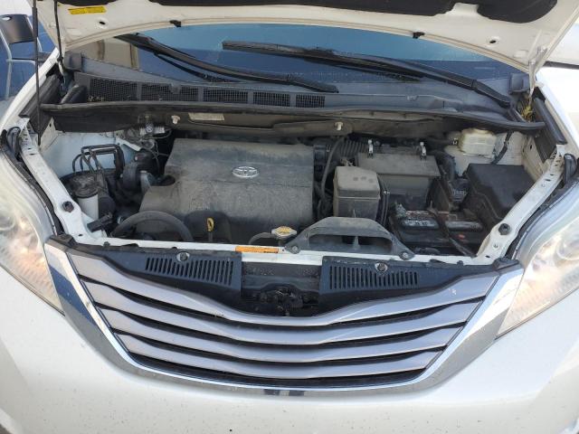 Photo 12 from auction – 2016 TOYOTA SIENNA XLE with VIN 5TDYK3DC2GS755161