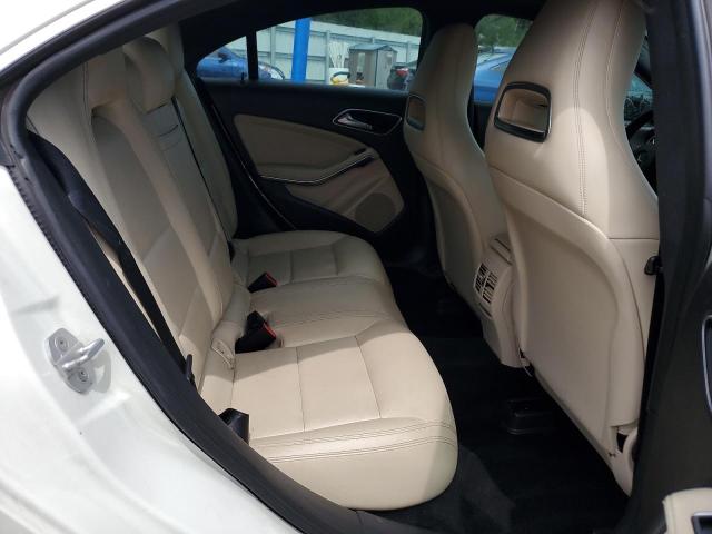 Photo 10 from auction – 2016 MERZ CLA 250 with VIN WDDSJ4EB4GN319587