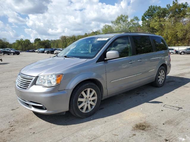 CHRYSLER TOWN & COU 2015 with VIN 2C4RC1BG4FR664542 - Photo from auction