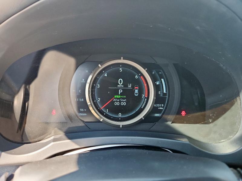 Photo 9 from auction – 2019 LEXUS IS 300 with VIN JTHBA1D2XK5097526