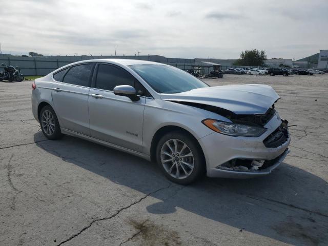 Photo 4 from auction – 2017 FORD FUSION with VIN 3FA6P0LU6HR295305