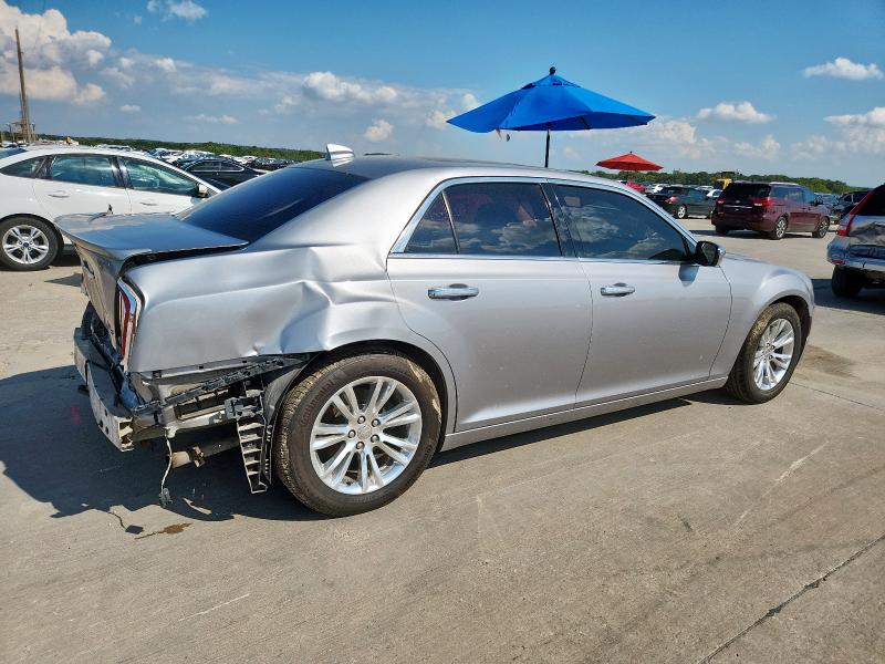 Photo 3 from auction – 2016 CHRYSLER 300C with VIN 2C3CCAEG7GH198103