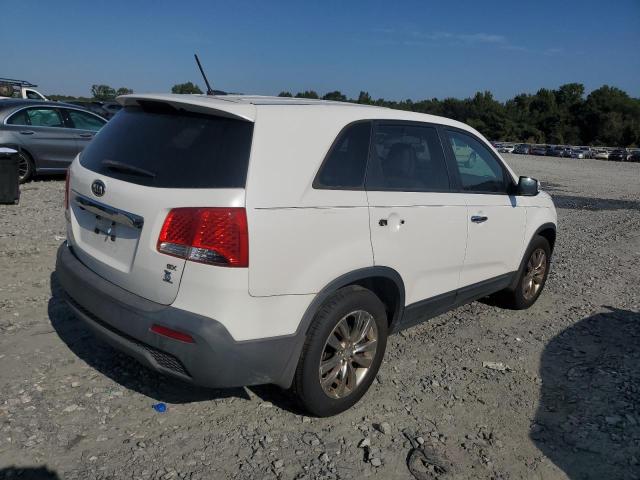 Photo 3 from auction – 2011 KIA SORENTO EX with VIN 5XYKU3A11BG016548