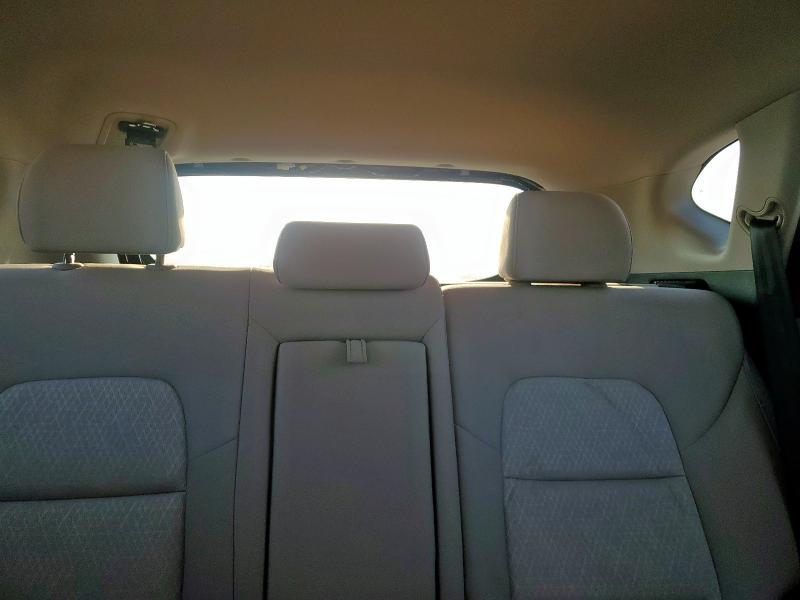 Photo 10 from auction – 2016 HYUNDAI TUCSON LIM with VIN KM8J33A21GU154602