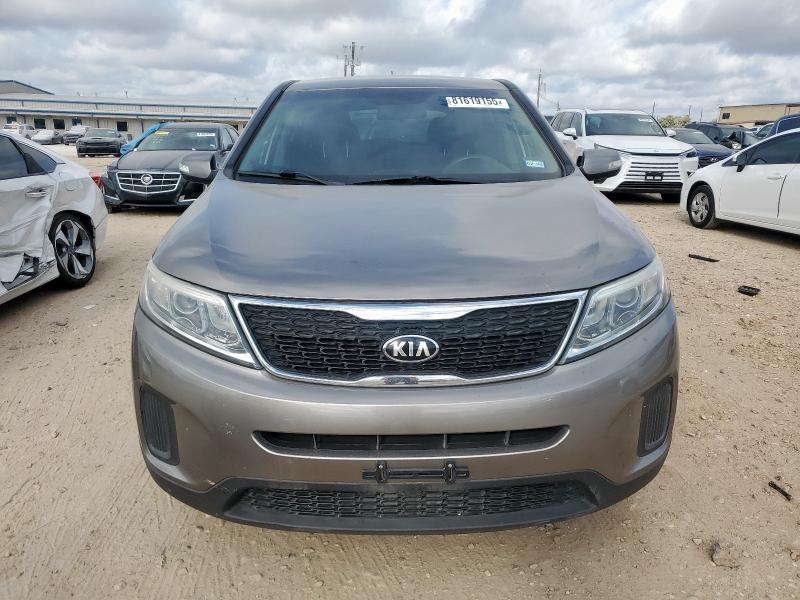 Photo 5 from auction – 2015 KIA SORENTO LX with VIN 5XYKT3A67FG652136