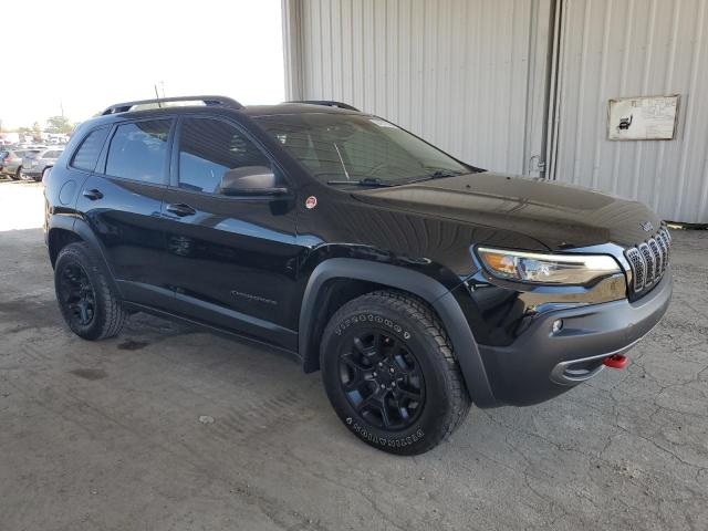 Photo 4 from auction – 2019 JEEP CHEROKEE T with VIN 1C4PJMBX3KD401678