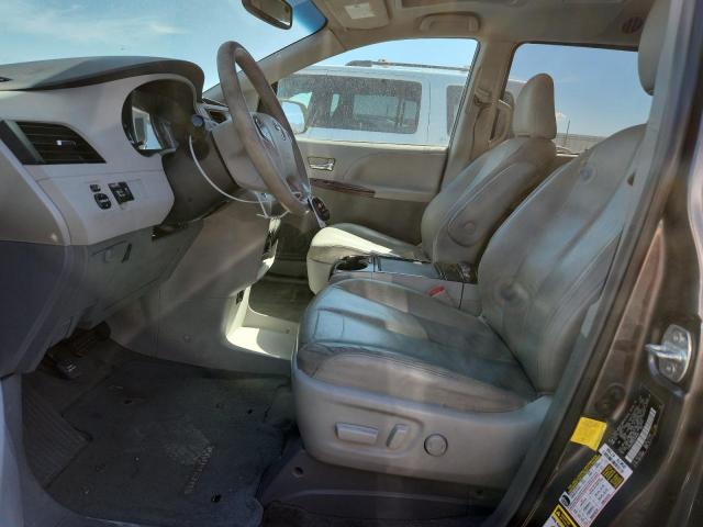 Photo 7 from auction – 2012 TOYOTA SIENNA XLE with VIN 5TDDK3DC9CS048583