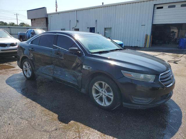 Photo 4 from auction – 2014 FORD TAURUS SEL with VIN 1FAHP2E85EG127694