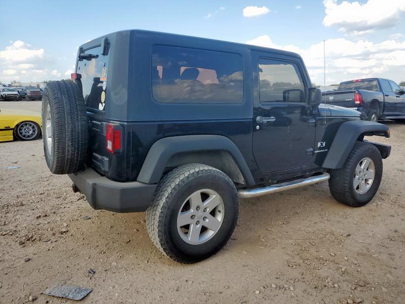 Photo 3 from auction – 2008 JEEP WRANGLER X with VIN 1J4FA24158L588262