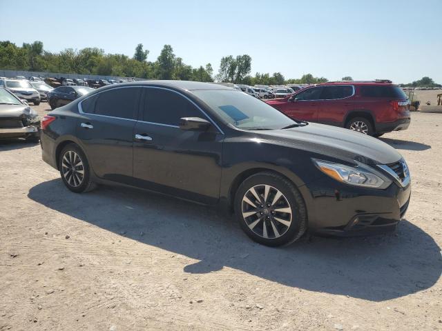 Photo 4 from auction – 2017 NISSAN ALTIMA 2.5 with VIN 1N4AL3AP1HC217680