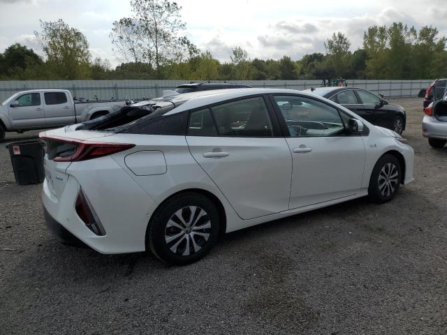 Photo 3 from auction – 2022 TOYOTA PRIUS PRIM with VIN JTDKAMFP8N3201457