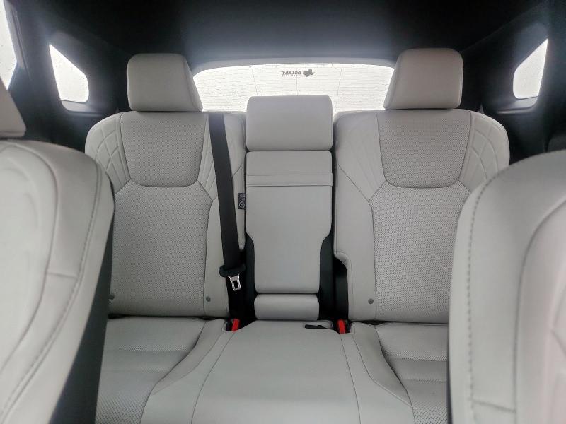 Photo 10 from auction – 2023 LEXUS RX 350 PRE with VIN JTJCHMAAXP2002872