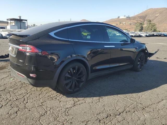 Photo 3 from auction – 2017 TESLA MODEL X with VIN 5YJXCBE21HF067067