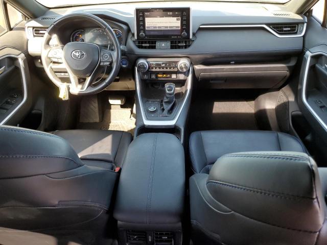 Photo 8 from auction – 2019 TOYOTA RAV4 XSE with VIN JTMEWRFVXKJ018823