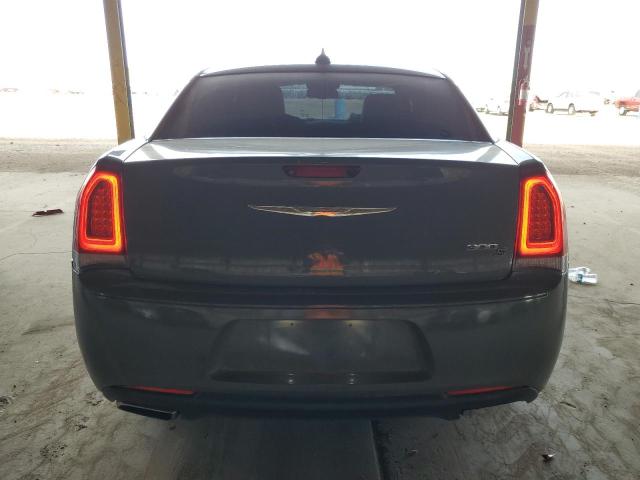 Фото 6 с аукциона – 2019 CHRYSLER 300 S с VIN 2C3CCABG0KH559815