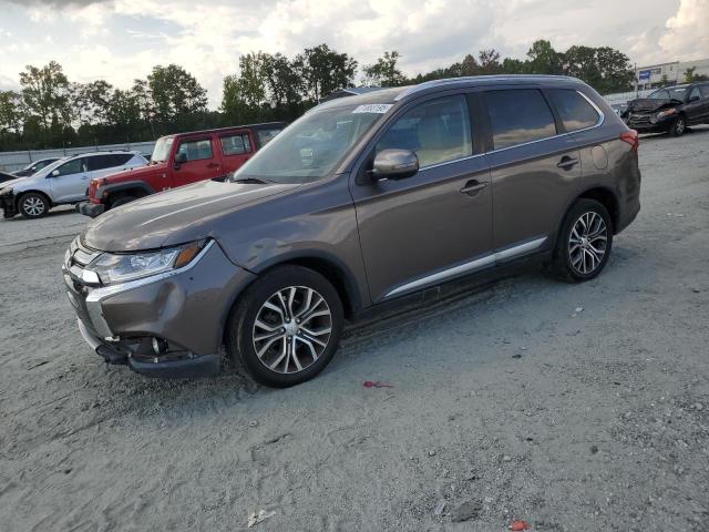 MITSUBISHI OUTLANDER 2018 with VIN JA4AZ3A32JZ066559 - Photo from auction