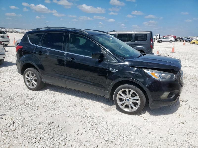 Photo 4 from auction – 2019 FORD ESCAPE SEL with VIN 1FMCU0HD4KUB26202