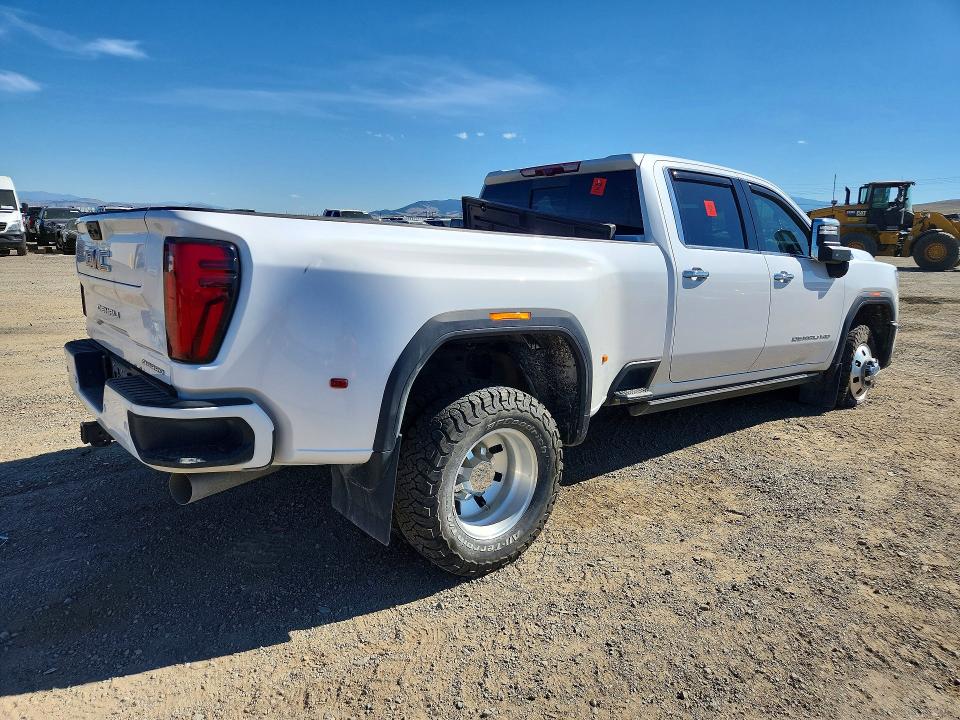 Zdjęcie 3 z aukcji – 2024 GMC SIERRA z VIN 1GT49WEY5RF113848