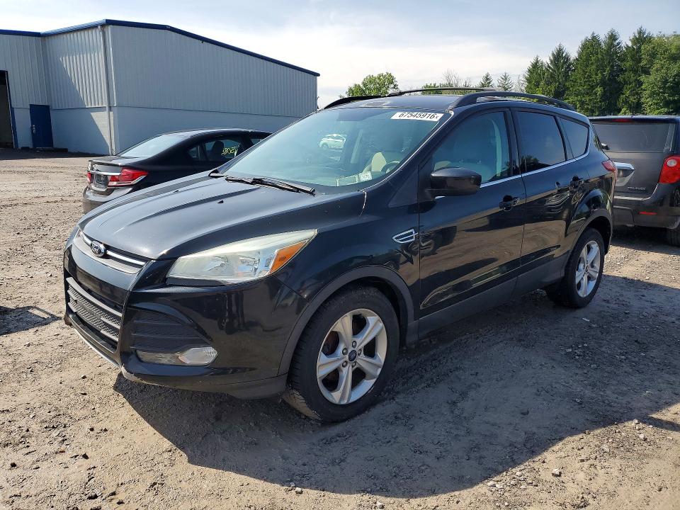 FORD ESCAPE 2015 with VIN 1FMCU0GXXFUA99525 - Photo from auction
