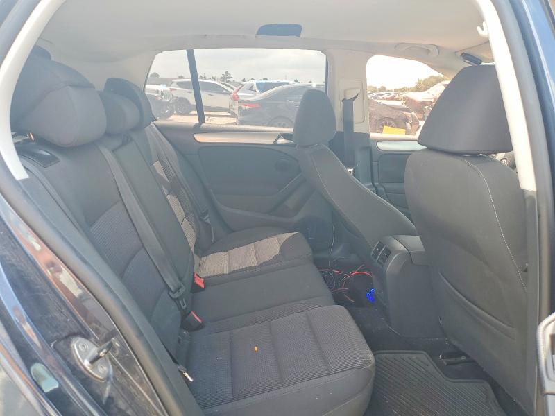 Photo 10 from auction – 2013 VOLKSWAGEN GOLF with VIN WVWDM7AJ0DW036084