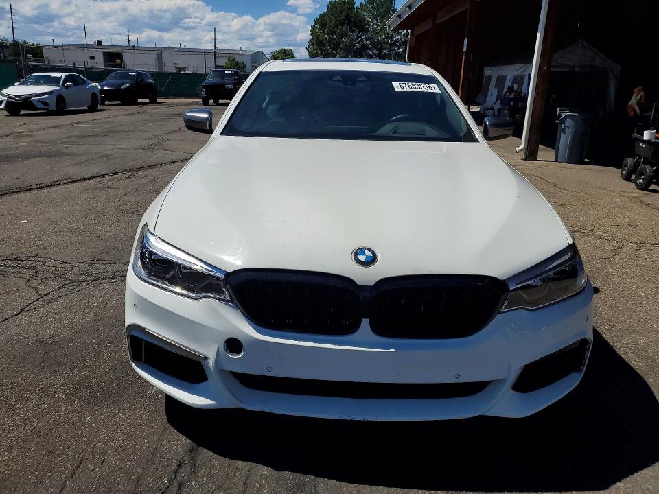Photo 5 from auction – 2020 BMW M550XI with VIN WBAJS7C02LBN96544
